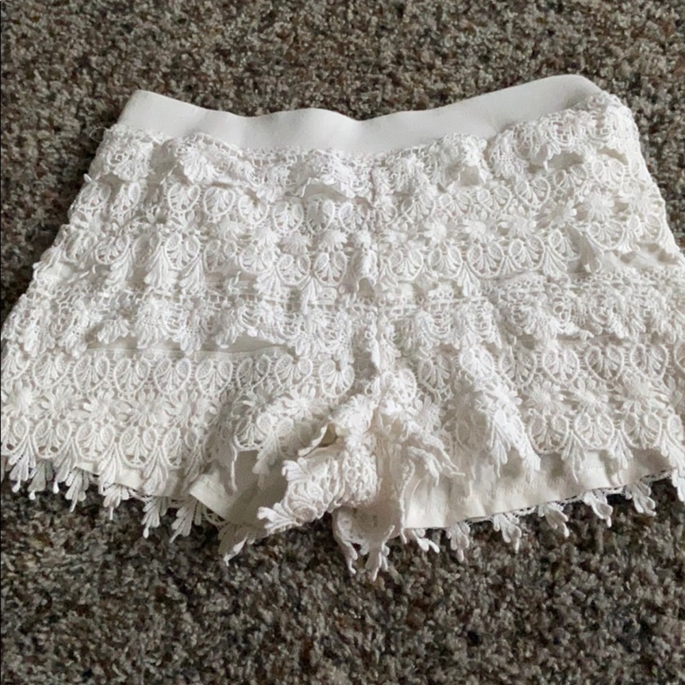 White lace shorts
